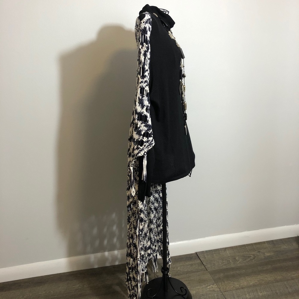 New Fab Knit Long Cape Maxi Length Duster, Sweater,Fringe,Arty,1 Size Plus Size